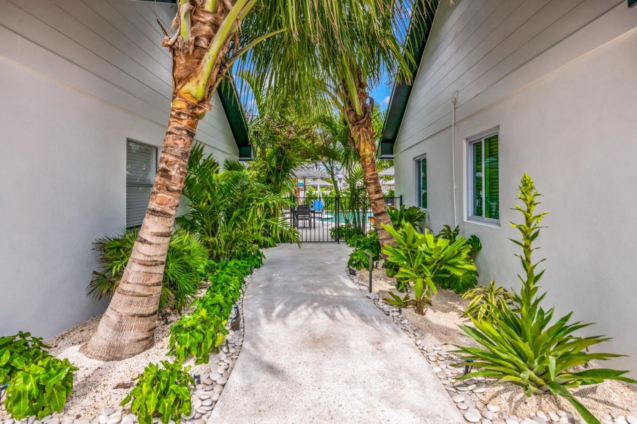 The Retreat At Anna Maria Island Inn ブレイデントン・ビーチ エクステリア 写真