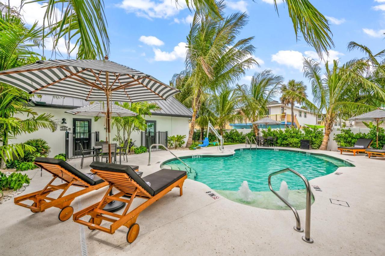 The Retreat At Anna Maria Island Inn ブレイデントン・ビーチ エクステリア 写真